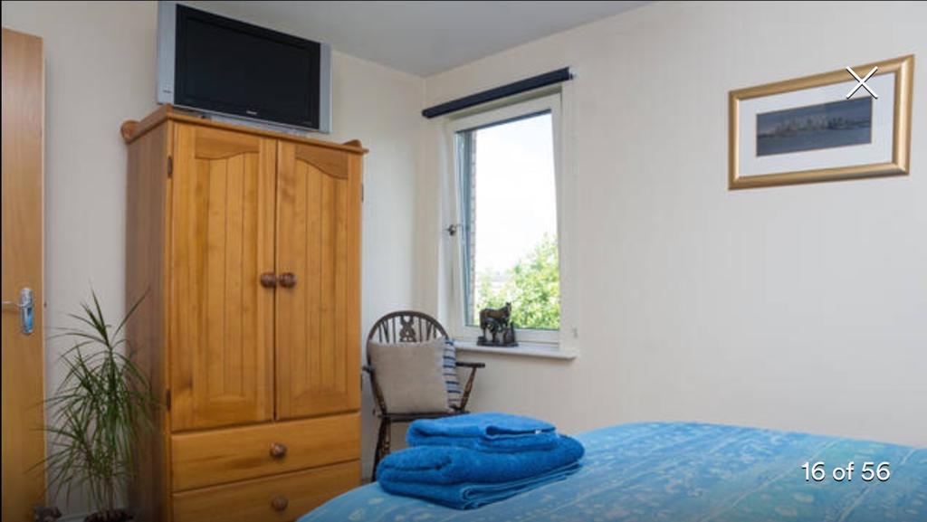 Minerva Way Finnieston Glasgow Room photo